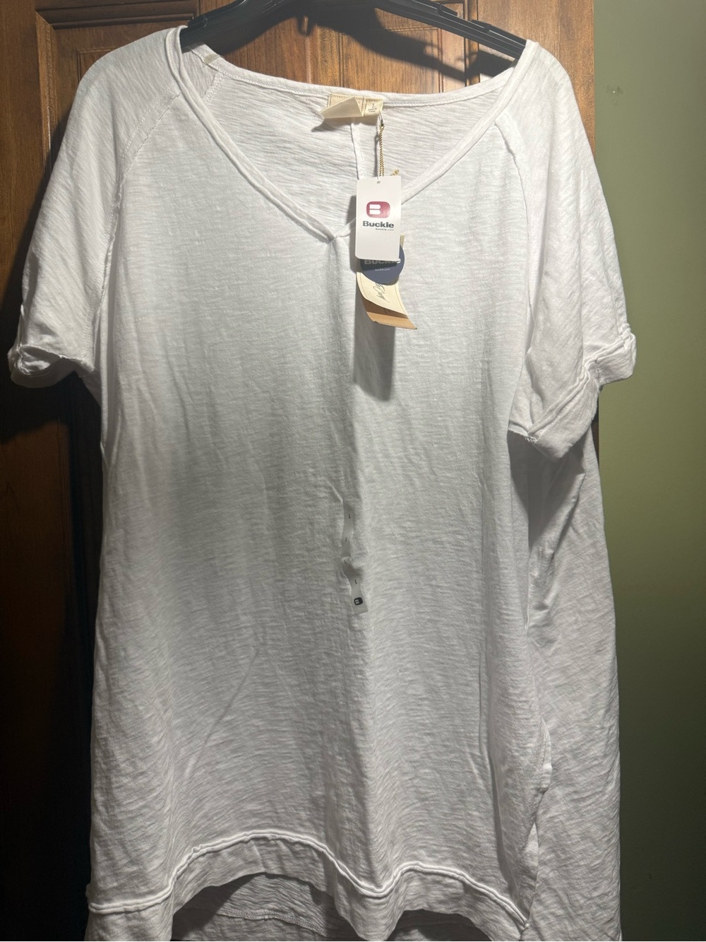 White womens Short Sleeve Casual V-Neck Shirt - Buckle